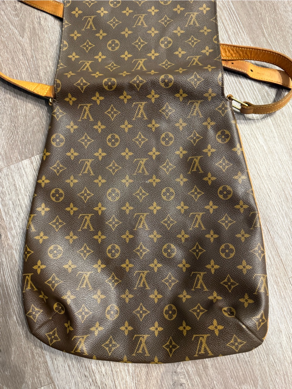 Vintage Louis Vuitton Musette Bag In Monogram Canvas - Picture 8 of 14
